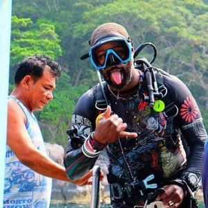 Meet your Posher, Lj